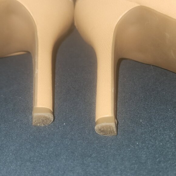 BCBGeneration nude snake-print d'orsay pointed-toe high heels. Size 8.5 women - Picture 9 of 11